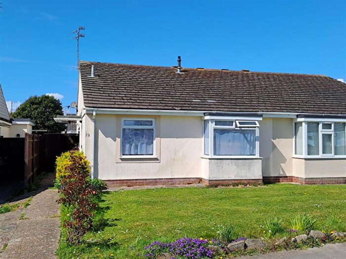 3 Bedroom Semi-Detached Bungalow For Sale In Middle Mead, Beaumont Park, Littlehampton, BN17