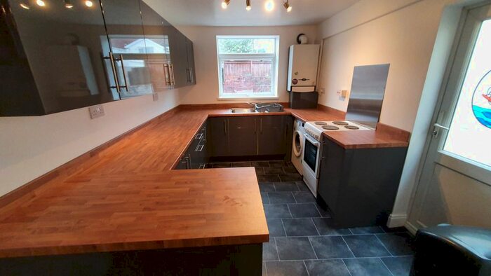 5 Bedroom Property To Rent In Marlborough Road, Brynmill, Swansea, SA2