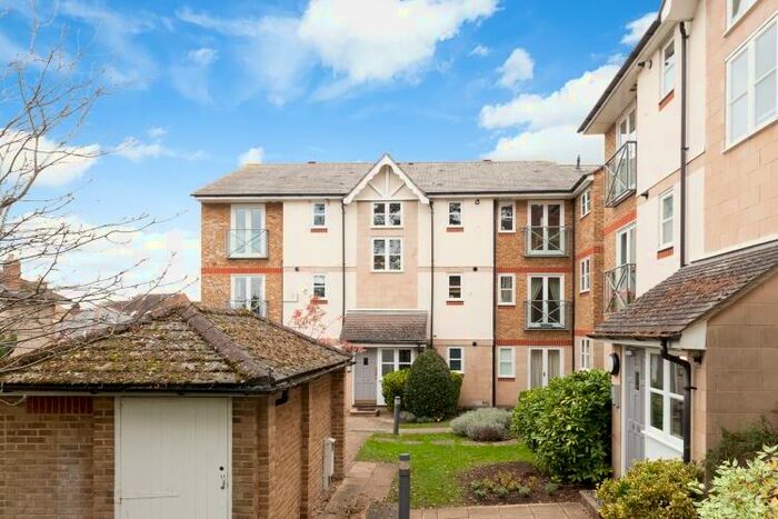 2 Bedroom Apartment To Rent In Ferry Road, Marston, OX3