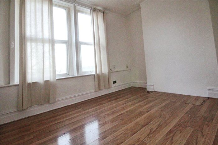 2 Bedroom Flat To Rent In London Road, Thornton Heath, CR7