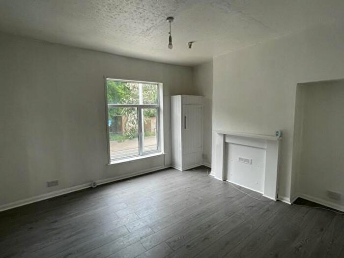 1 Bedroom Flat To Rent In Holderness Road, Hull, HU9