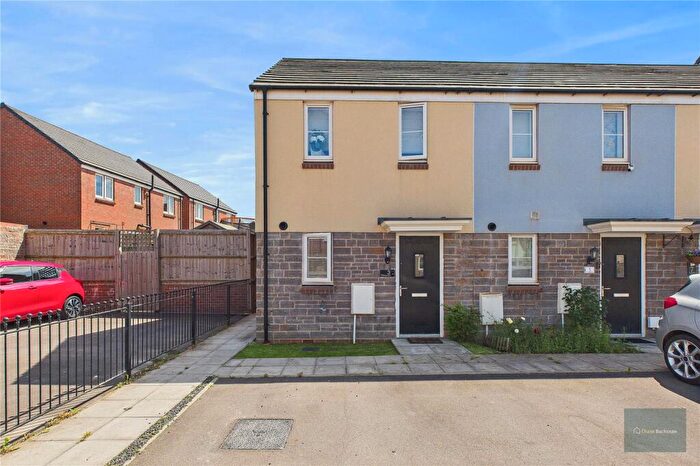 2 Bedroom End Of Terrace House For Sale In Silverweed Road, Bristol, BS16