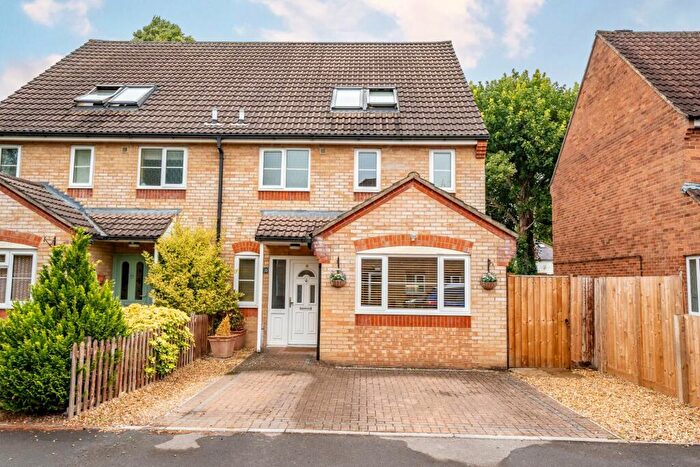 5 Bedroom House For Sale In Lynwood Drive, Andover, SP10