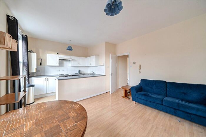 1 Bedroom Flat To Rent In Junction Road, Archway, London, N19