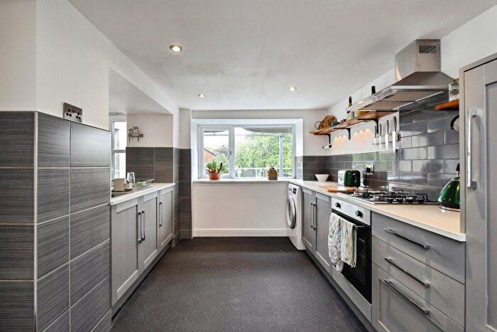 3 Bedroom Terraced House For Sale In High Street, Rhymney, Tredegar, NP22