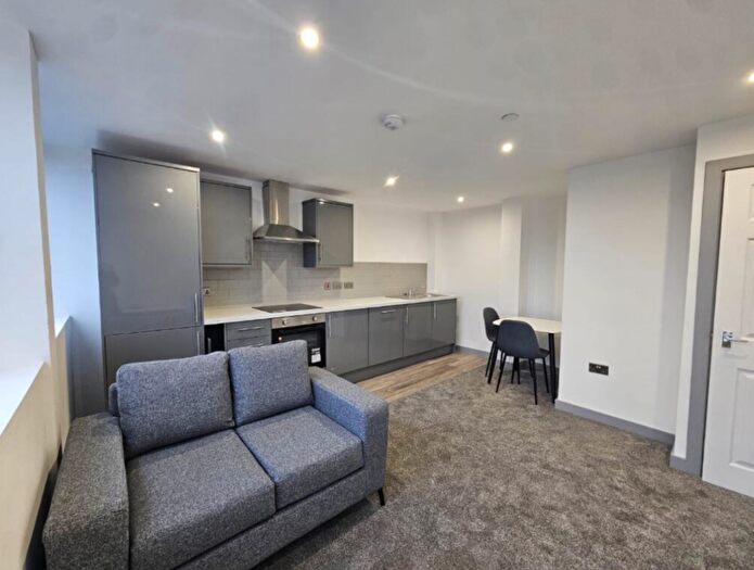 1 Bedroom Apartment To Rent In Green Lane, Leeds, West Yorkshire, LS19