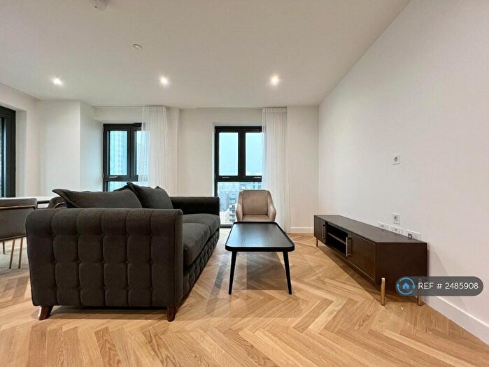 3 Bedroom Flat To Rent In Emperor Point, London, N4