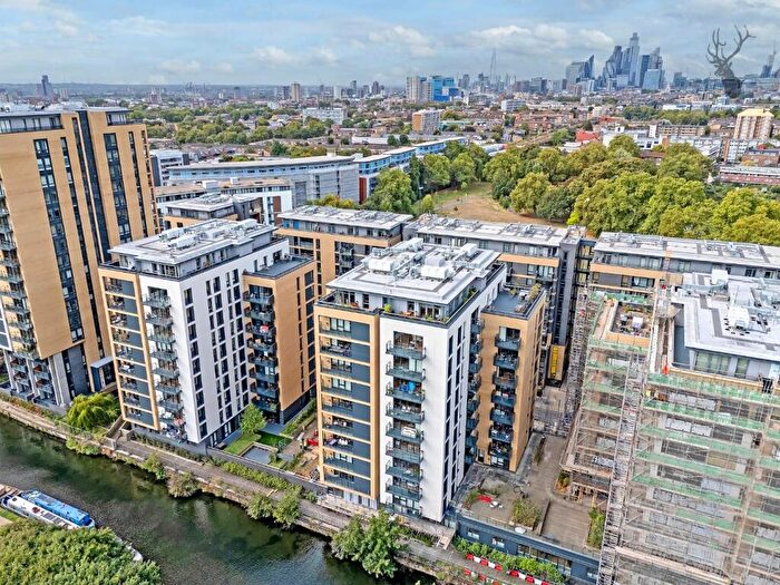 1 Bedroom Apartment To Rent In Palmers Road, Bethnal Green, E2