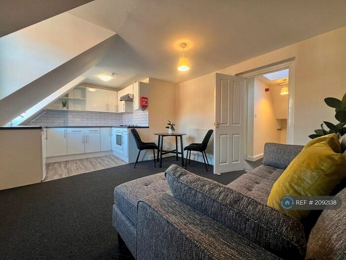 2 Bedroom Flat To Rent In Hotwells, Bristol, BS8