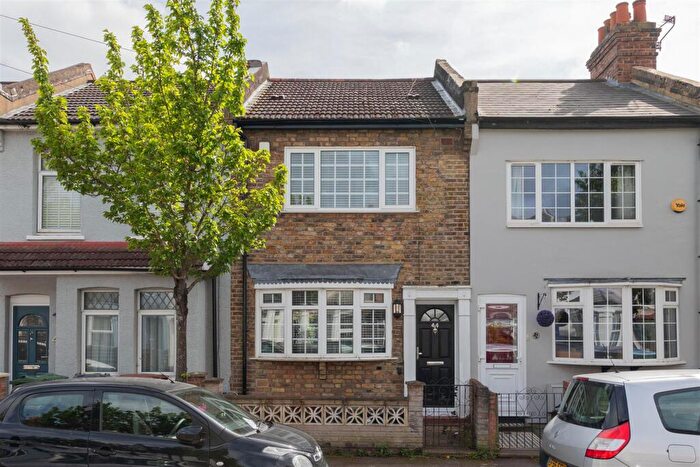 2 Bedroom Terraced House For Sale In Goldsmith Road, Walthamstow, E17