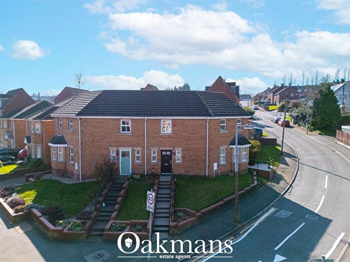 3 Bedroom Semi Detached House For Sale In Oldacre Road, Oldbury, West Midlands, B68