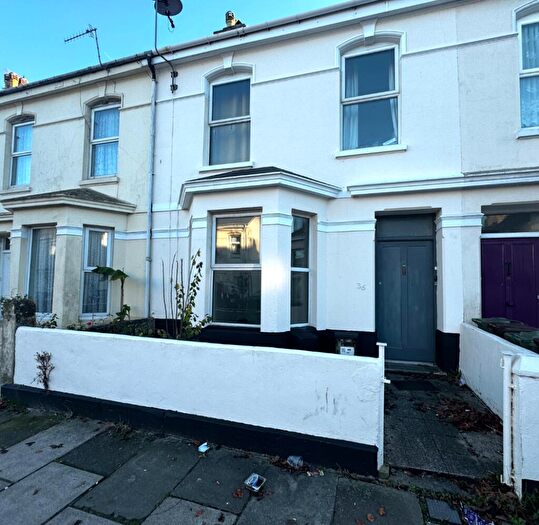 2 Bedroom Flat To Rent In Ground Floor Flat, Cromwell Road, Plymouth, Devon, PL4