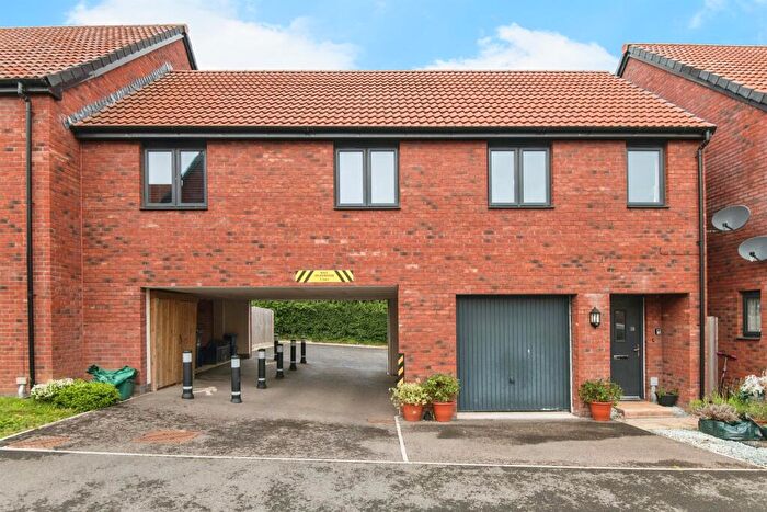 2 Bedroom End Of Terrace House For Sale In Kingfisher Rise, Cranbrook, Exeter, EX5