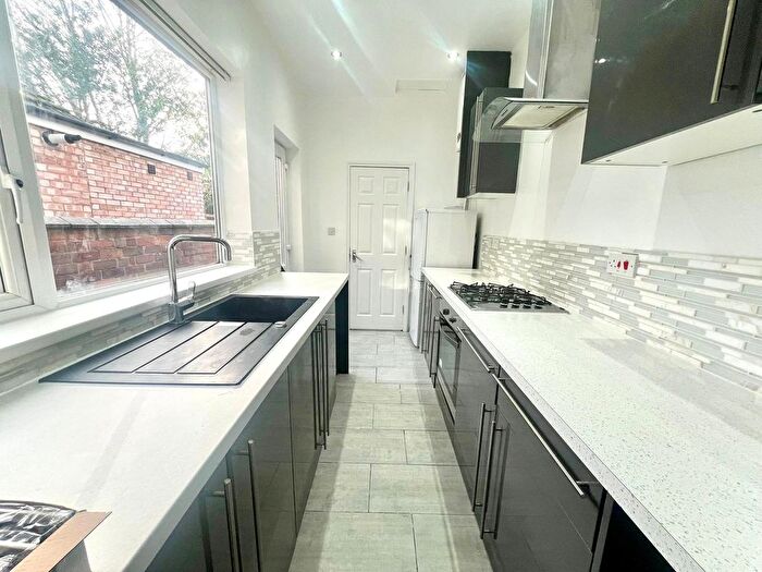 3 Bedroom Terraced House To Rent In Bolingbroke Road, Coventry, CV3