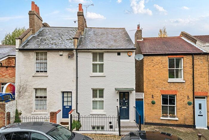 3 Bedroom Property For Sale In Red Lion Lane, London, SE18