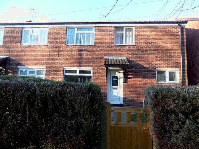 3 Bedroom Semi-Detached House To Rent In Birdcage Walk, Derby, DE22