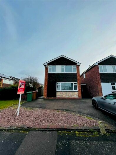 3 Bedroom Detached House To Rent In Daffodil Place, Orchard Hills, Walsall, WS5