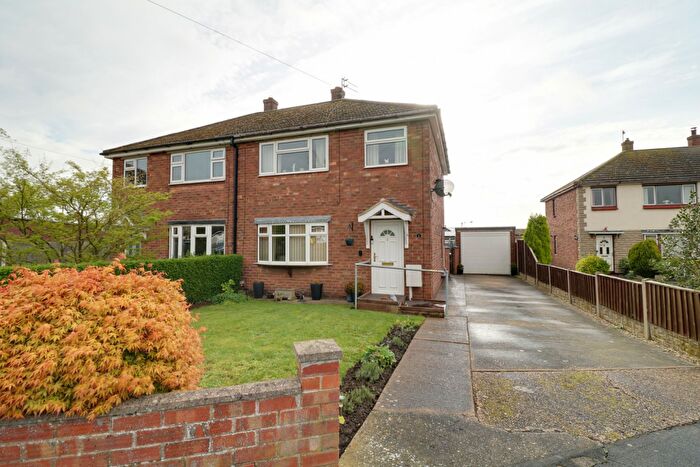 3 Bedroom Semi-Detached House For Sale In St Hybalds Grove, Scawby, Brigg, DN20
