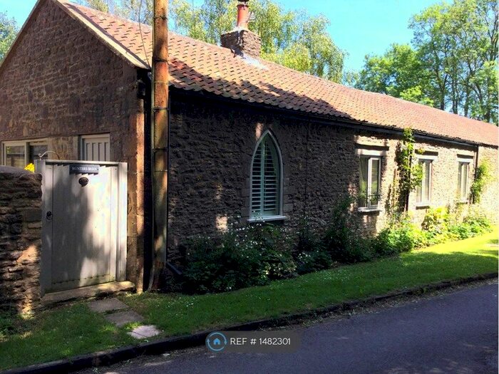 2 Bedroom Detached House To Rent In Ashwicke Road, Marshfield, SN14