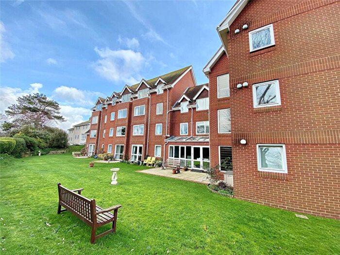 1 Bedroom Apartment For Sale In St. Johns Road, Eastbourne, BN20