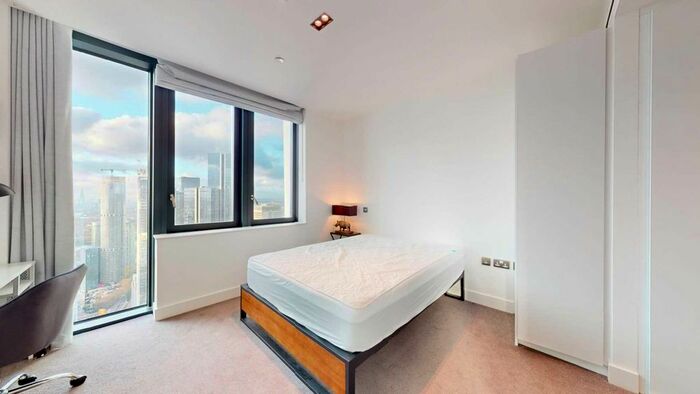 2 Bedroom Flat To Rent In Fountain Park Way, London, W12