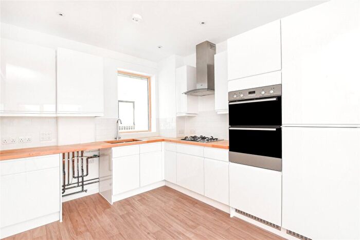 1 Bedroom Apartment To Rent In Eleanor House, Dora Carr Close, Headington, OX3