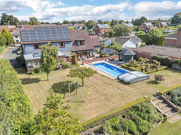 5 Bedroom Detached House For Sale In Stow Road, Ixworth, IP31