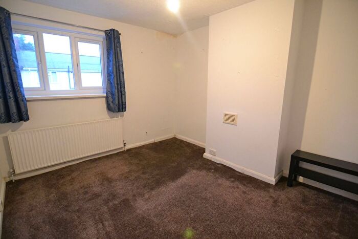3 Bedroom Terraced House To Rent In Crawford Avenue, Wolverhampton, WV4