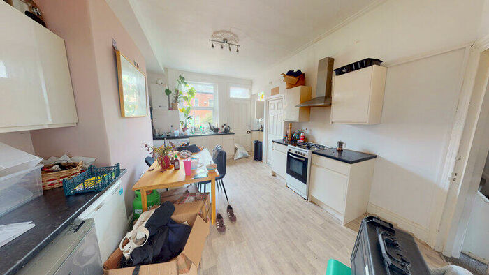 5 Bedroom Terraced House To Rent In Stanmore Street, Burley, Leeds, LS4