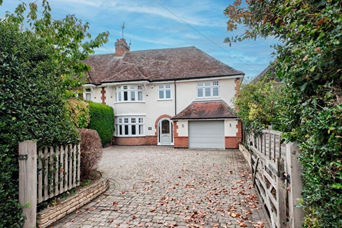 6 Bedroom Semi-detached House For Sale In Banbury Road, Stratford-Upon-Avon, CV37