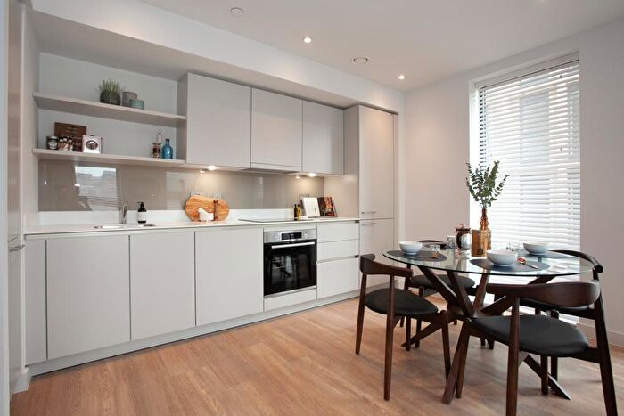 2 Bedroom Apartment For Sale In Plot Bridgewater Road, Leeds, LS9