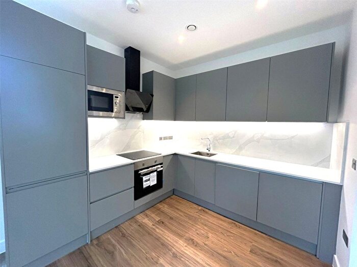 1 Bedroom Flat To Rent In Sheila House, Fleet, Hampshire, GU51