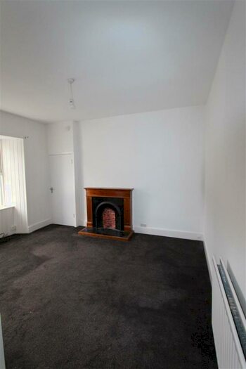 3 Bedroom Apartment To Rent In Queen Street, Alva, FK12