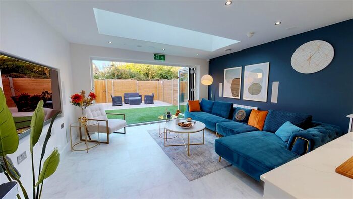 5 Bedroom Terraced House To Rent In Rannoch Road, London, W6