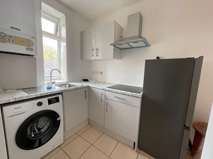 2 Bedroom Flat To Rent In Church Street, London, N9