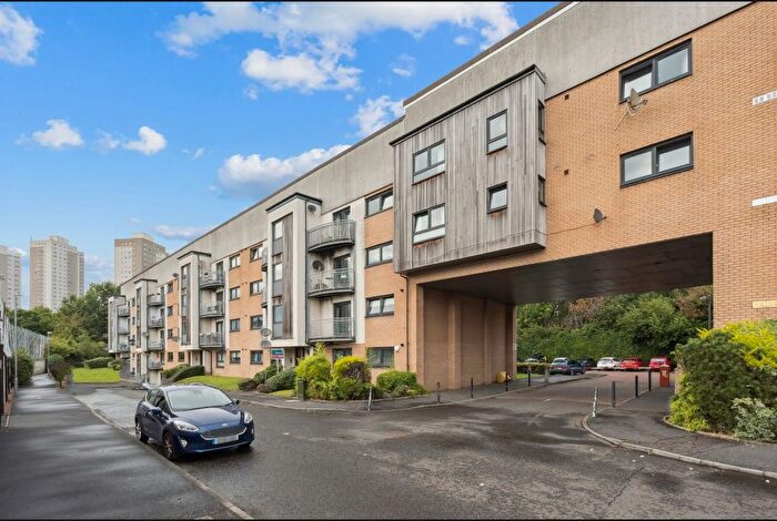 2 Bedroom Flat To Rent In Newburgh Street, Shawlands, Glasgow, G43