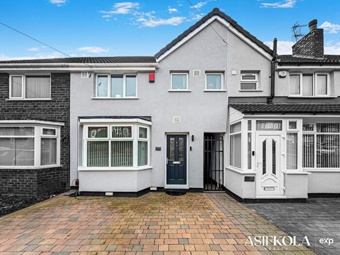 3 Bedroom Terraced House For Sale In Dorrington Road, Birmingham, B42