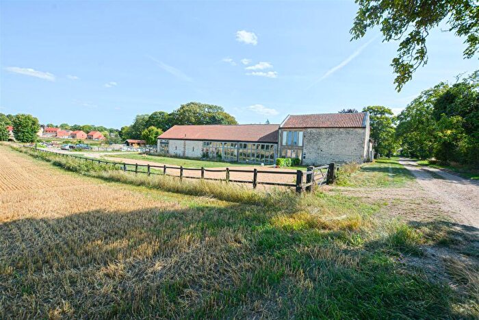 5 Bedroom Barn Conversion To Rent In Hall Farm Drive, Methwold, Thetford, IP26