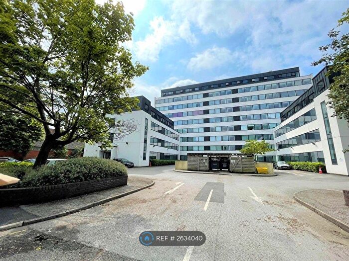 1 Bedroom Flat To Rent In Trident Apartments, Sale, M33