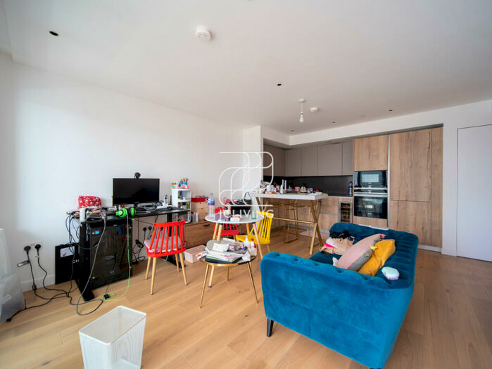 1 Bedroom Flat To Rent In Makers Building, Jasper Walk, London, N1