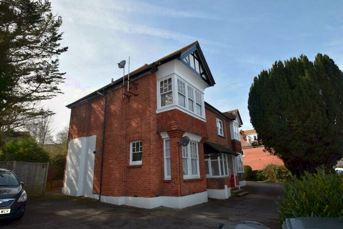 1 Bedroom Flat To Rent In Lewes Road, Eastbourne, BN21