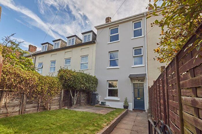 4 Bedroom Terraced House For Sale In Sivell Place, Student Hmo, EX2