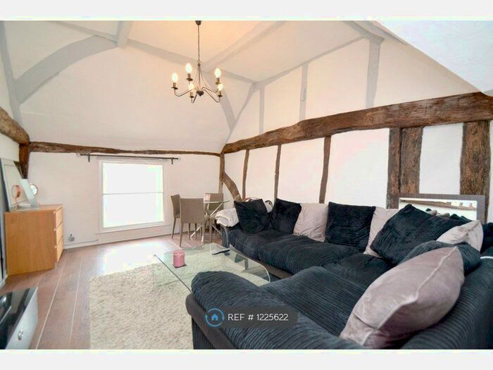 1 Bedroom Flat To Rent In Redbourn, St Albans, AL3