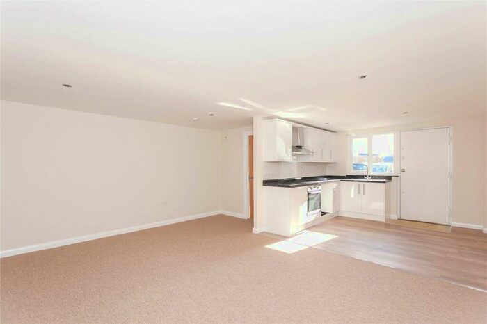 Studio To Rent In The Warehouse, Cotswold Dene, OX29