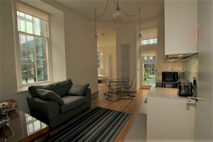 1 Bedroom Flat To Rent In Simpson Loan, Quartermile, Edinburgh, EH3