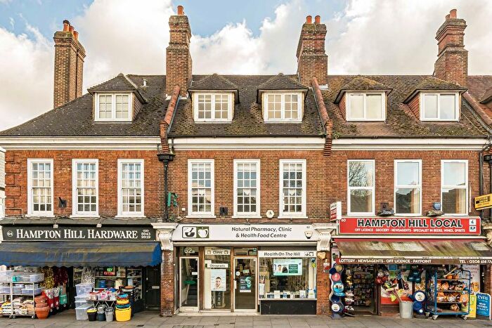 2 Bedroom Flat To Rent In Cricket Lane, Hampton Hill, Hampton, TW12