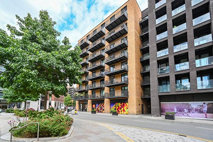2 Bedroom Flat For Sale In Royal Wharf, , Royal Docks, London, E16