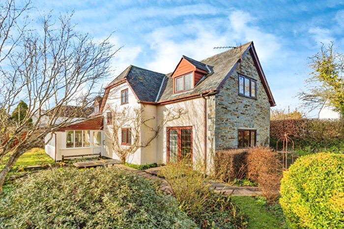 4 Bedroom Detached House For Sale In Lewdown, Okehampton, Devon, EX20