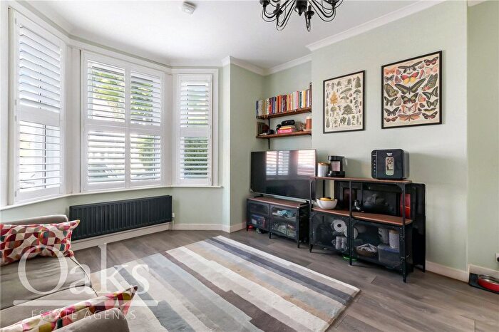 2 Bedroom Maisonette To Rent In Melrose Avenue, Norbury, SW16