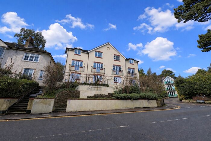 4 Bedroom House To Rent In Surrey Road, Bournemouth, BH4